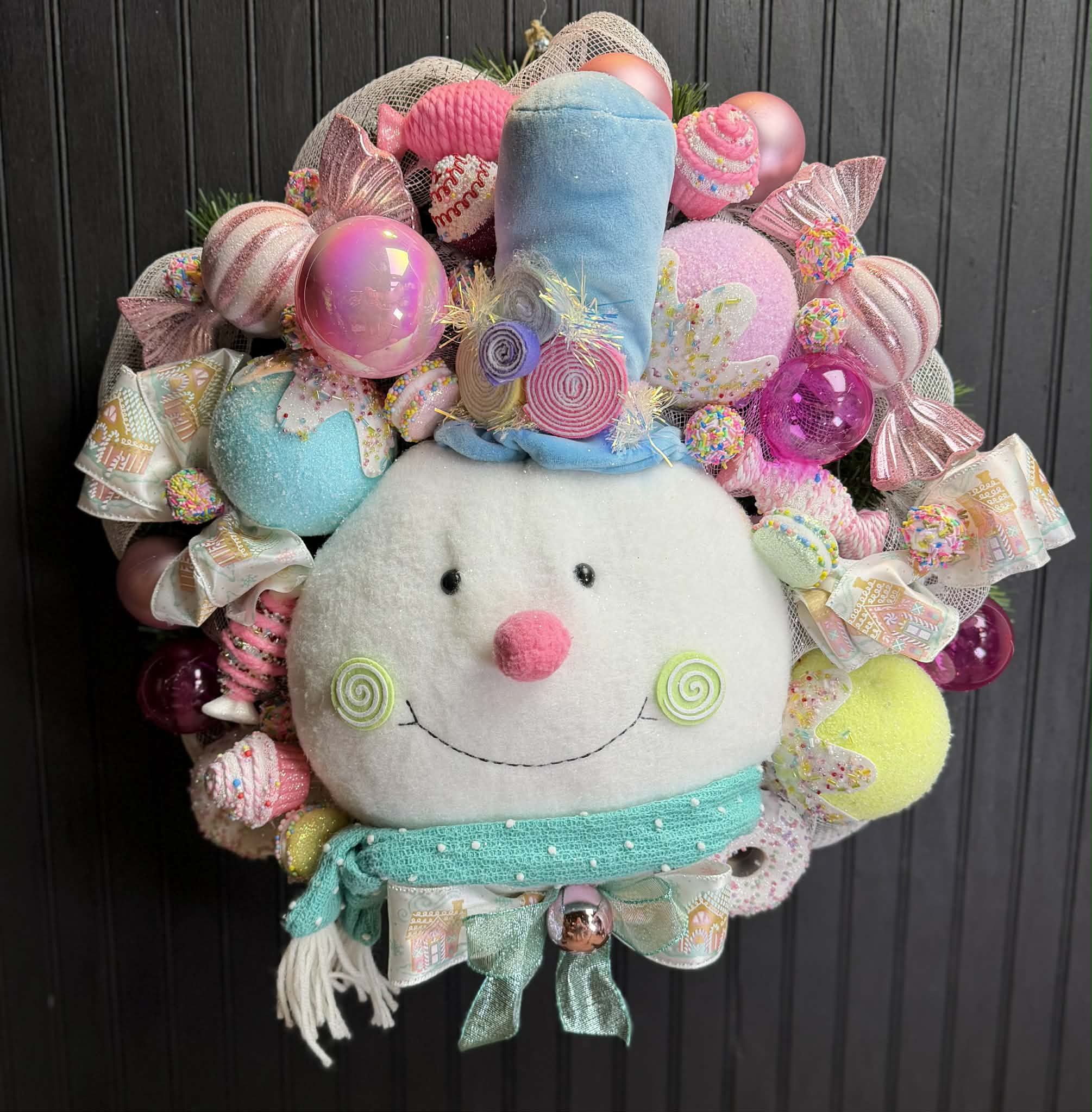Candy Snowman 24" Wreath