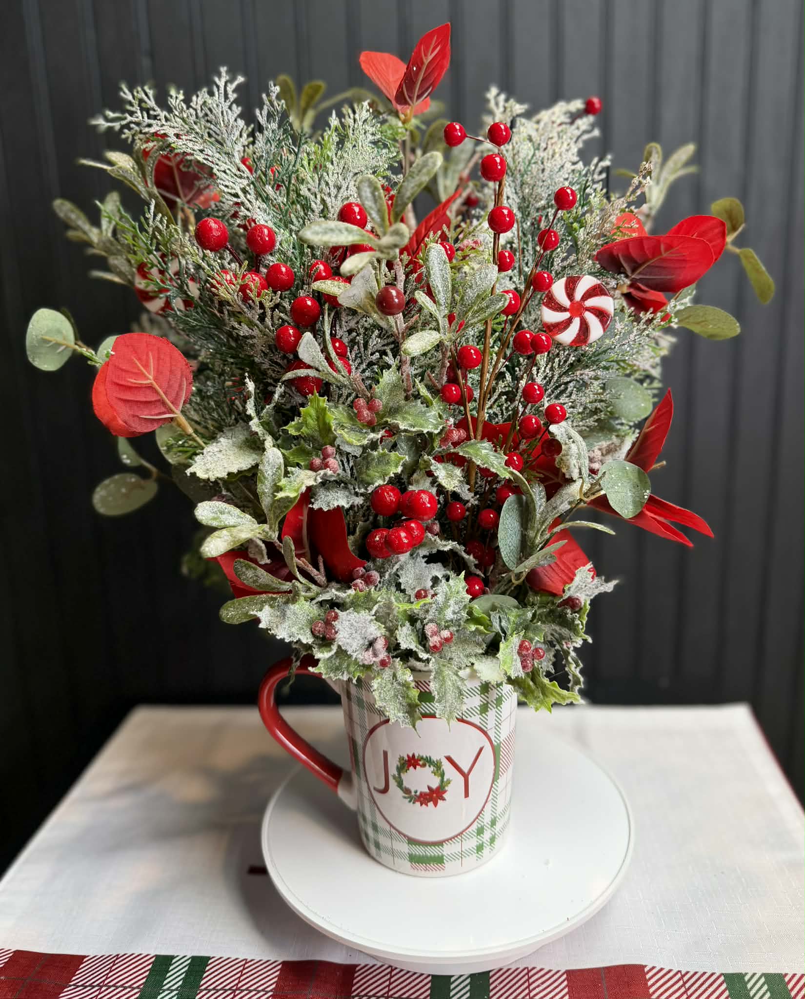 Joy Mug Centerpiece