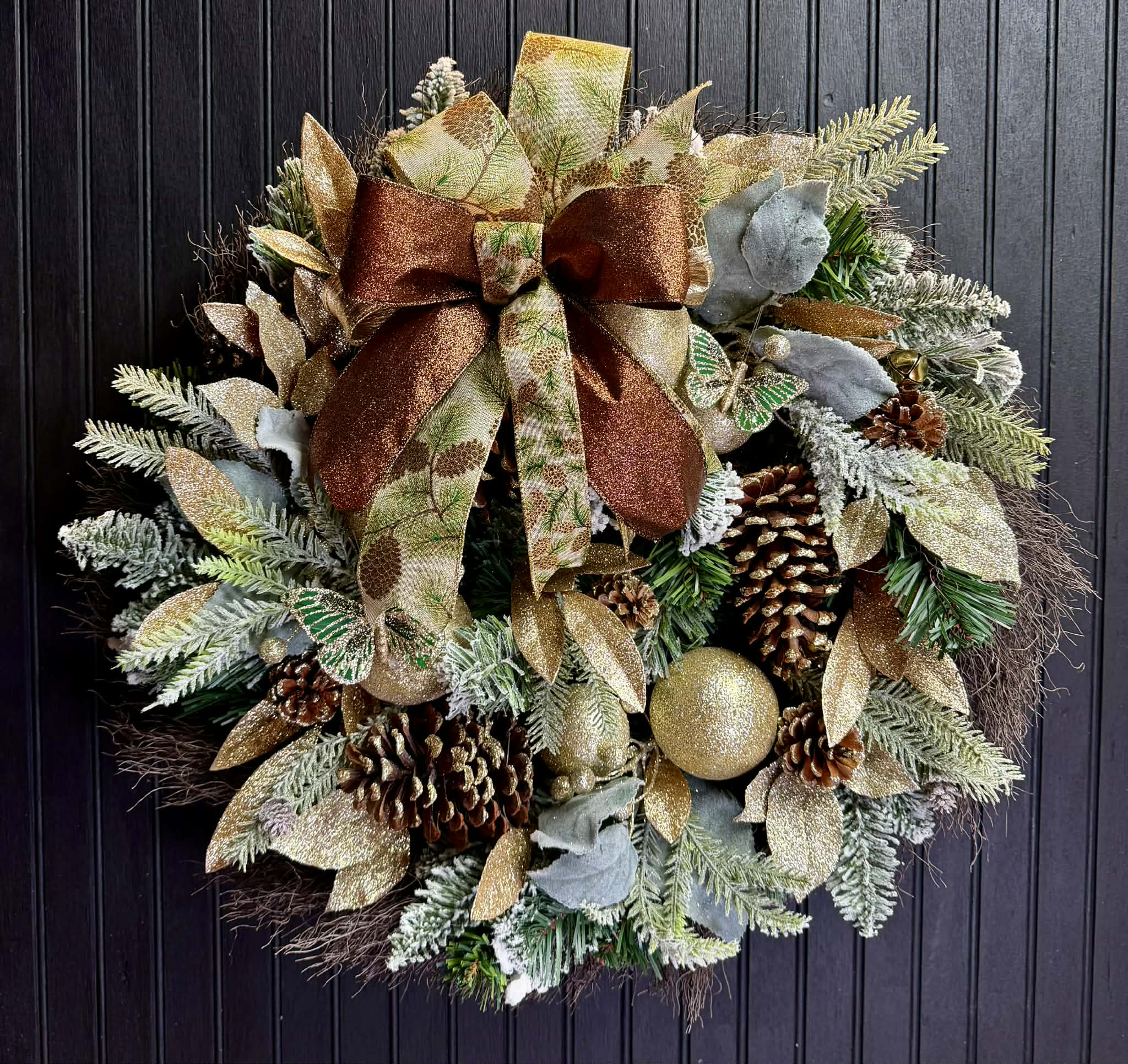 Winter Pine Cone and Frosted Leaves 24" Wreath