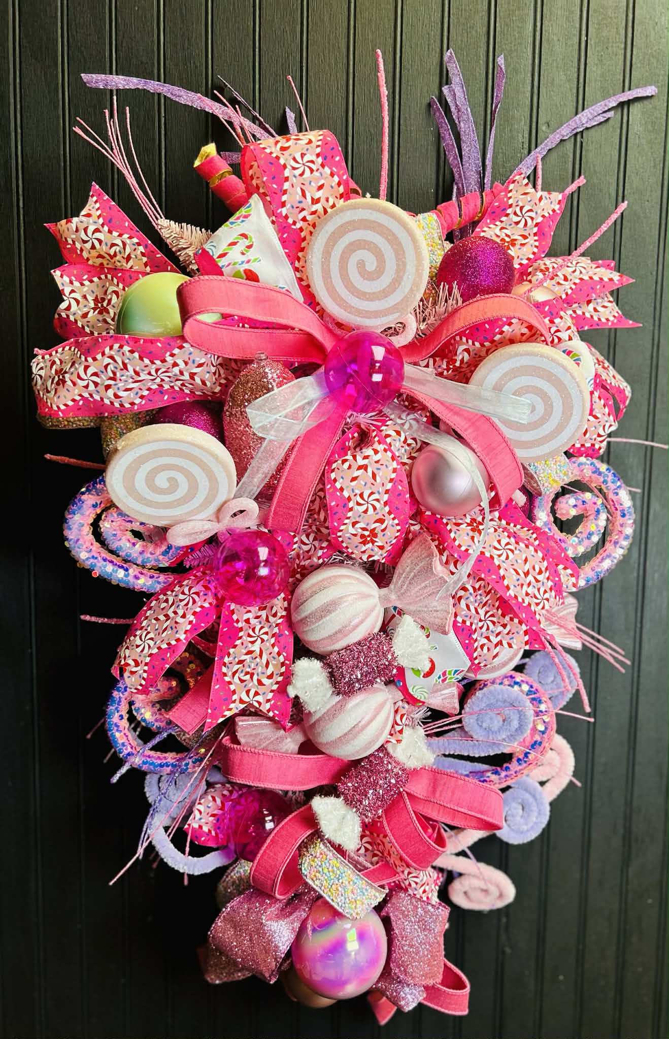 Pink Candyland 30" Swag